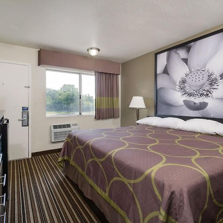 Super 8 By Wyndham Florence Luaran gambar